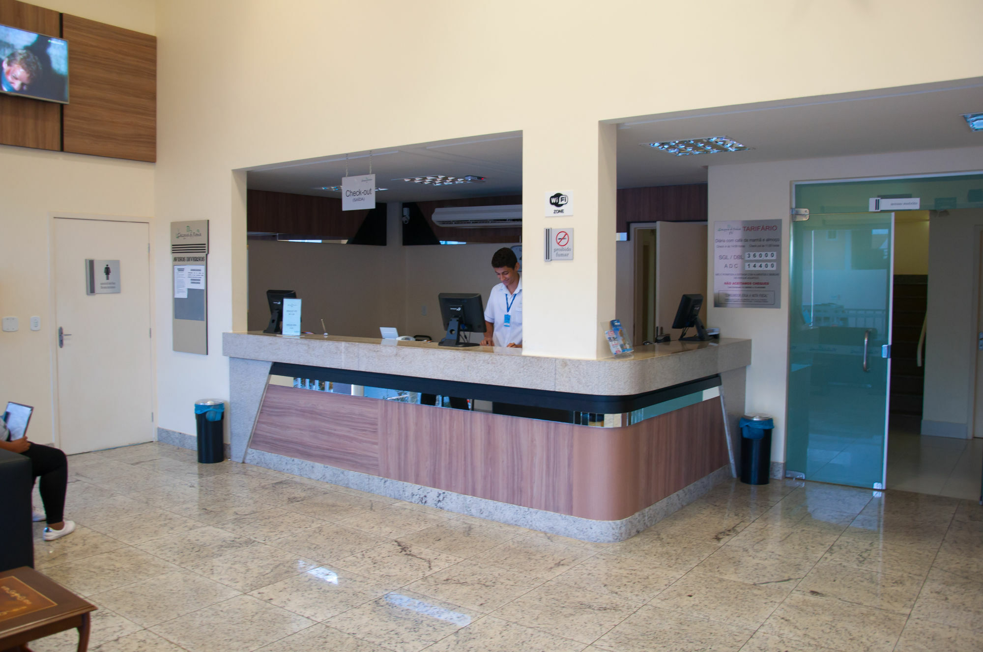 Abd Turismo - Lacqua Diroma Hotel